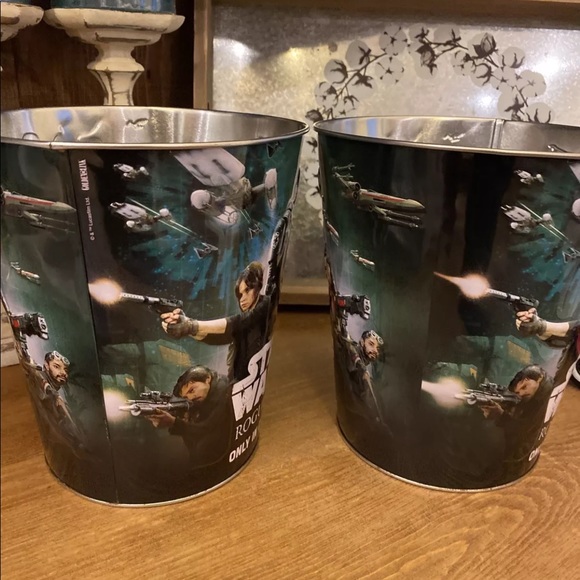 RARELE Star Wars ROGUE TWO Movie Popcorn Tins - Picture 2 of 2